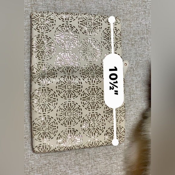 🌸Street Level Clouch, New, Khaki/Gold🌸#STREET - Picture 6 of 11